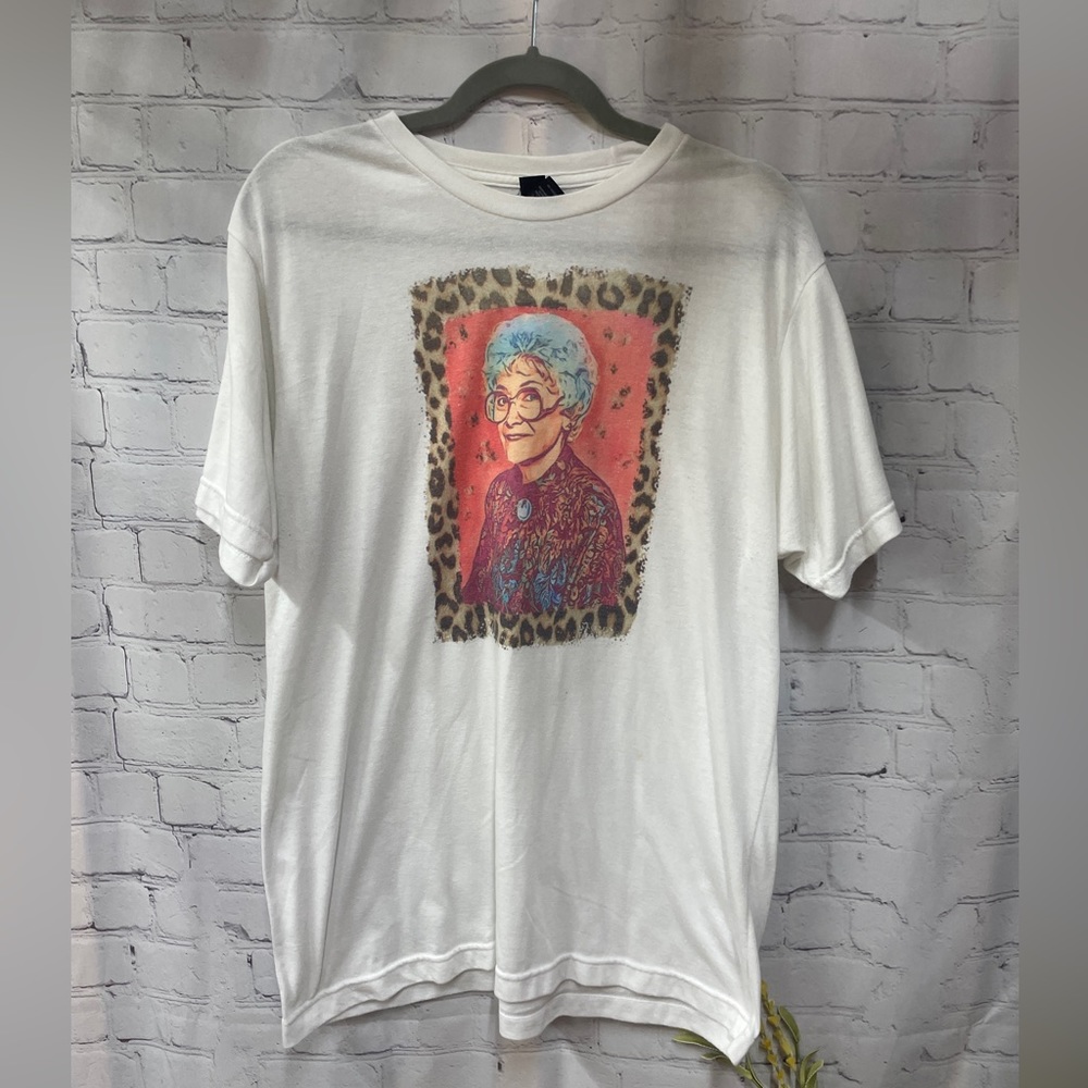Golden Girls Sophia leopard print trim tultex large tee shirt